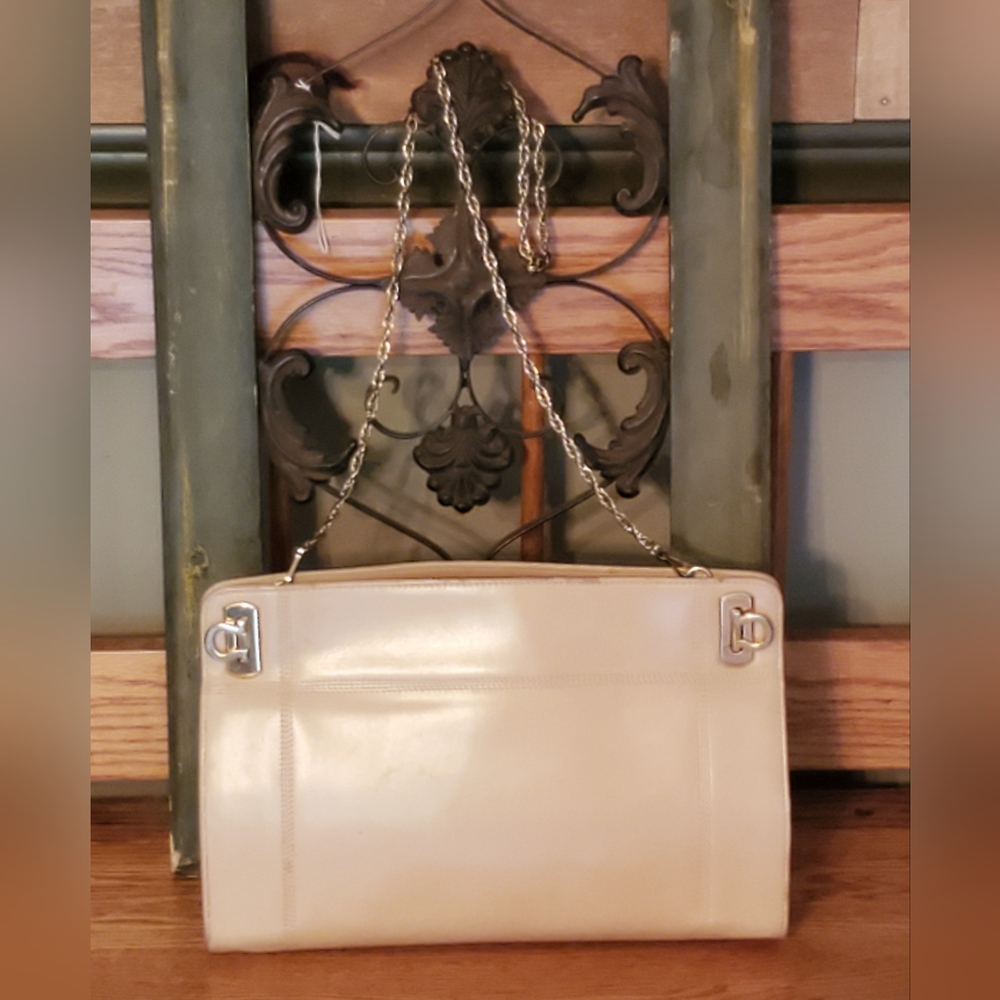 Salvatore Ferragamo Vintage Firenze Beige Leather Clutch Shoulder Bag